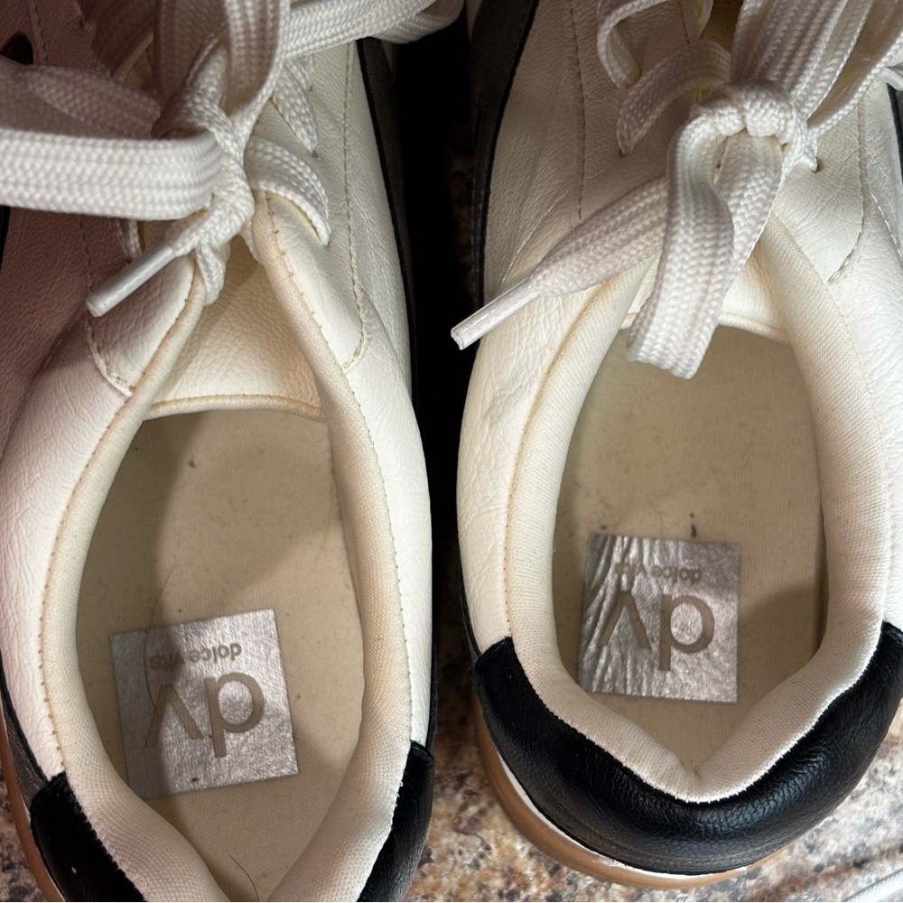 DV by Dolce Vita Valet Sneakers Women’s 7.5 Grey Colorblock Gum Sole - Picture 5 of 15